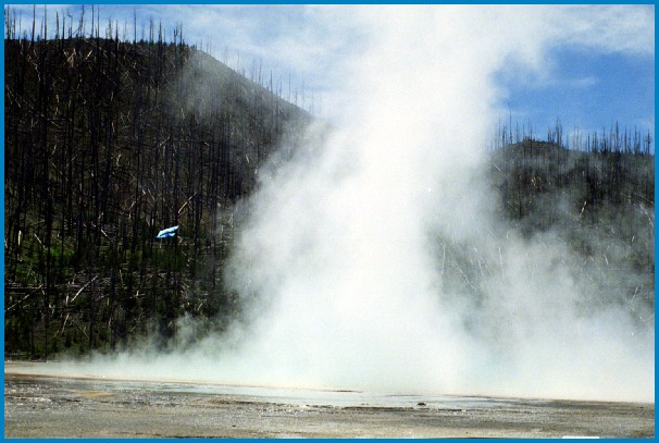 Yellowstone Hot Springs 05